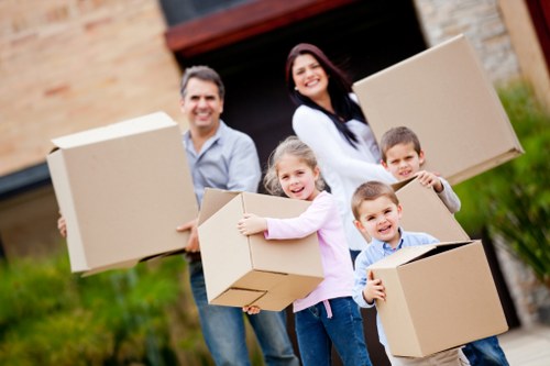 Experienced Poppy Movers staff handling a move efficiently.